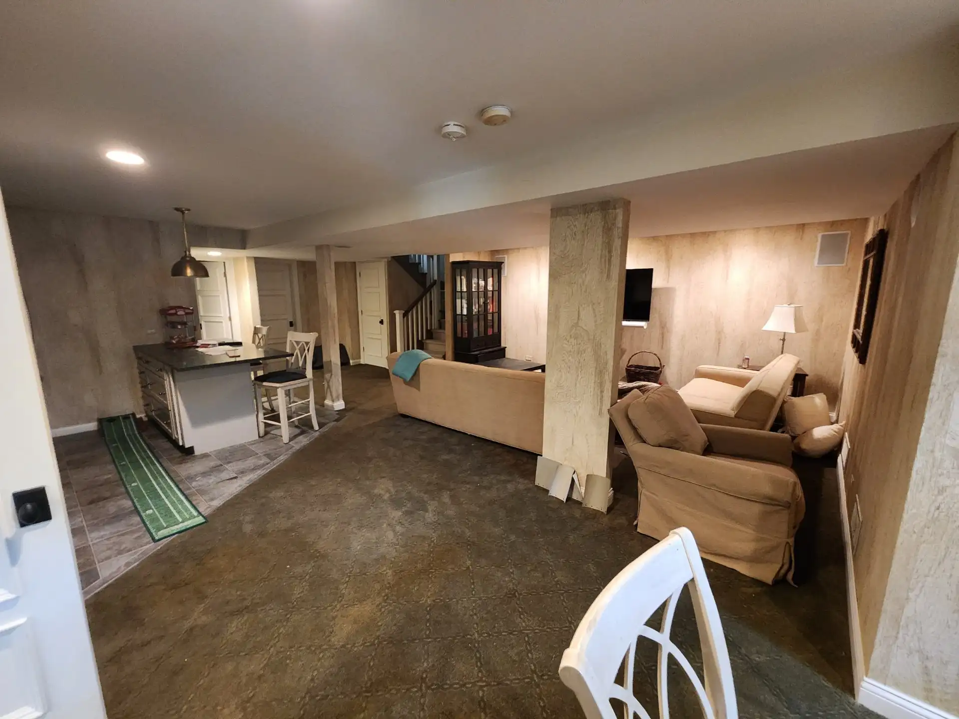 Wallpaper design in Dunwoody home